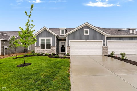 Photo of 2031 Foothill Drive, Greenfield, IN 46140 (MLS # 22115233)