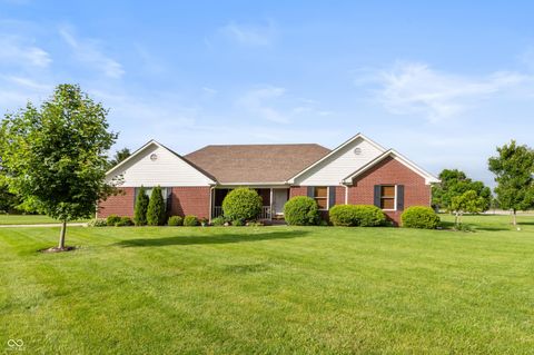 1607 Michelle Manor Danville IN 46122