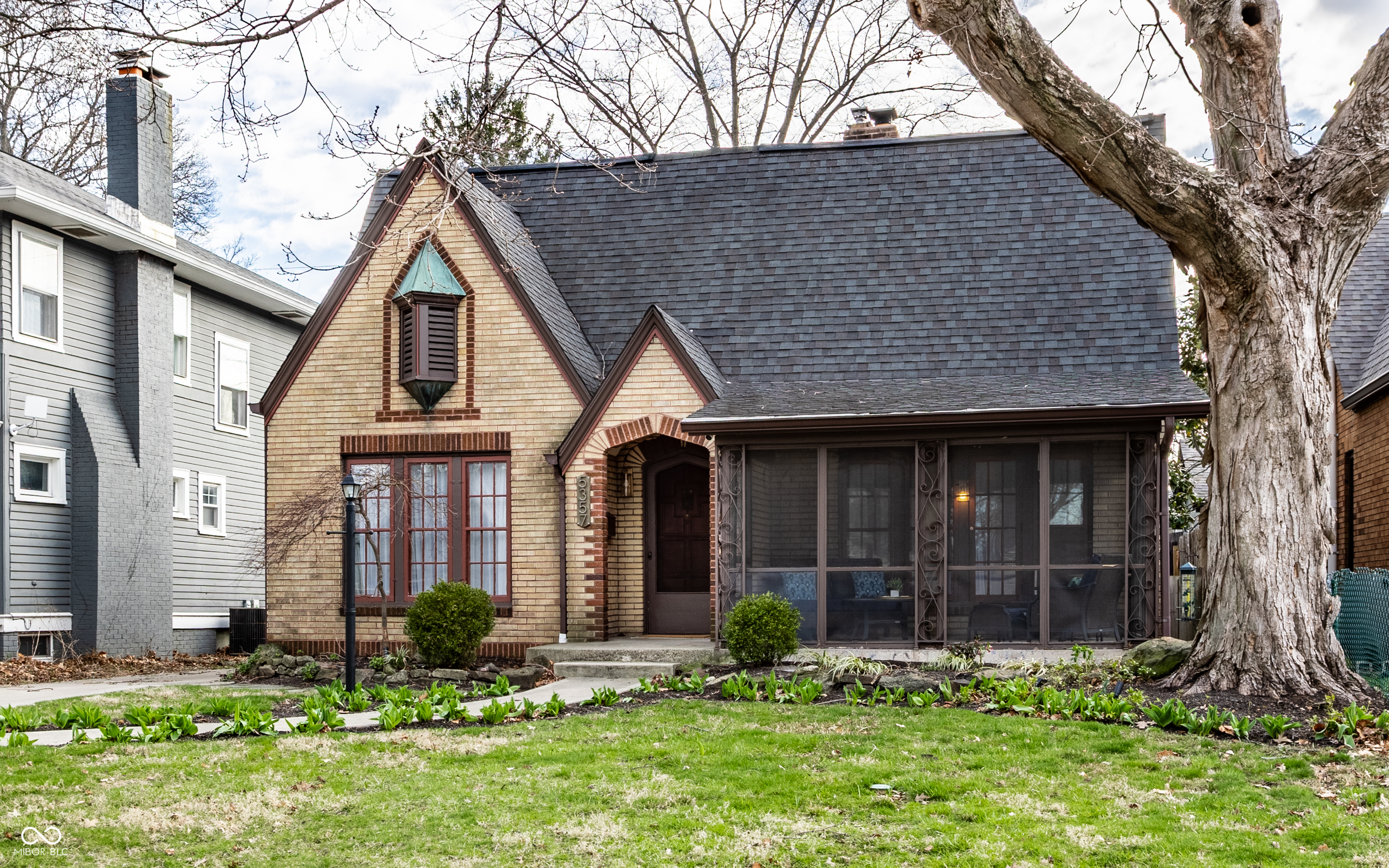 5357 Carrollton Avenue