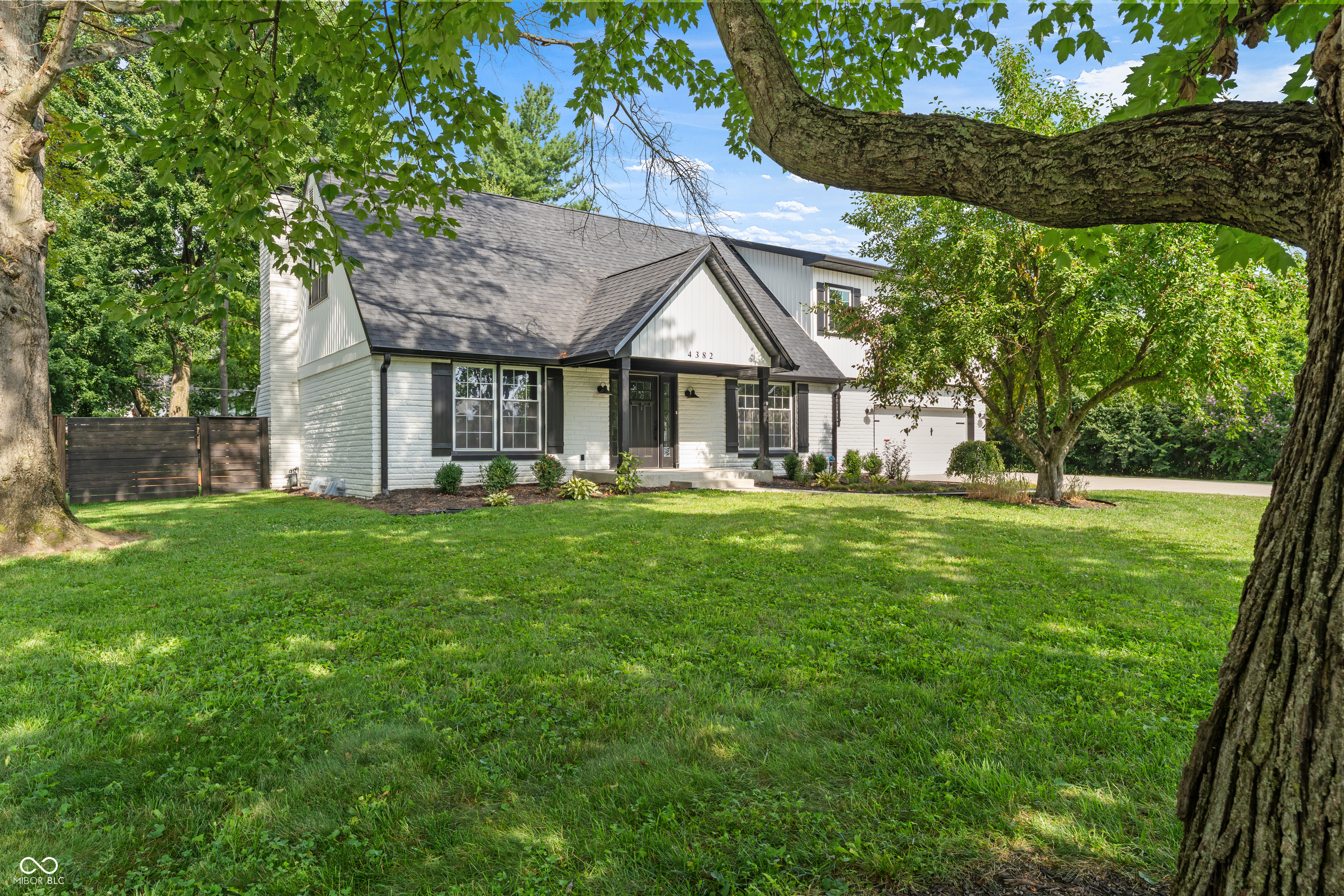 4382 River Road