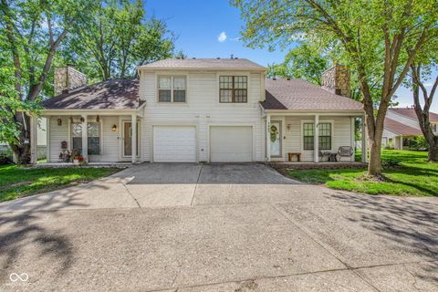 Photo of 7963 Valley Farms Court, Indianapolis, IN 46214 (MLS # 22100778)