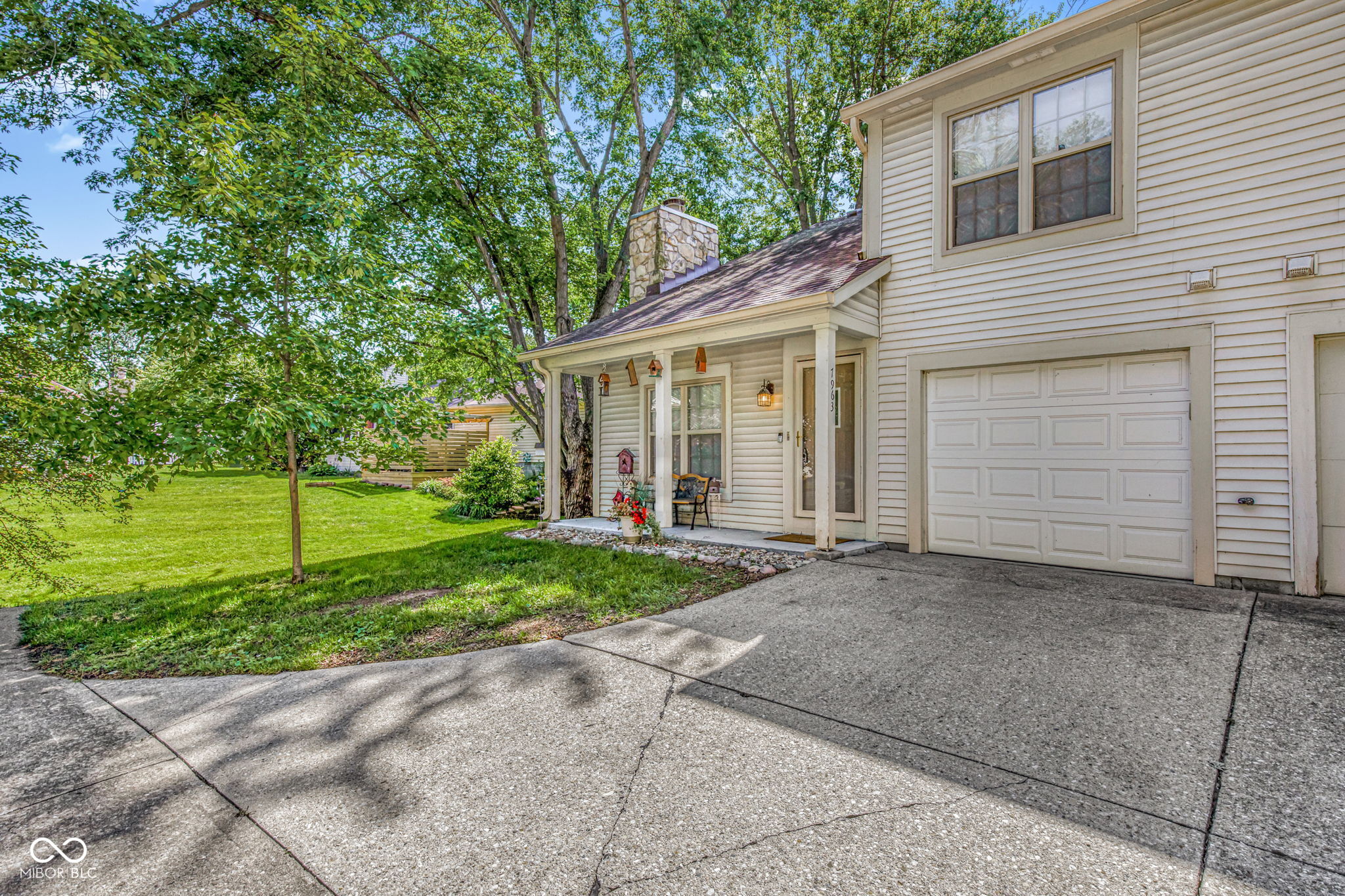 7963 Valley Farms Court