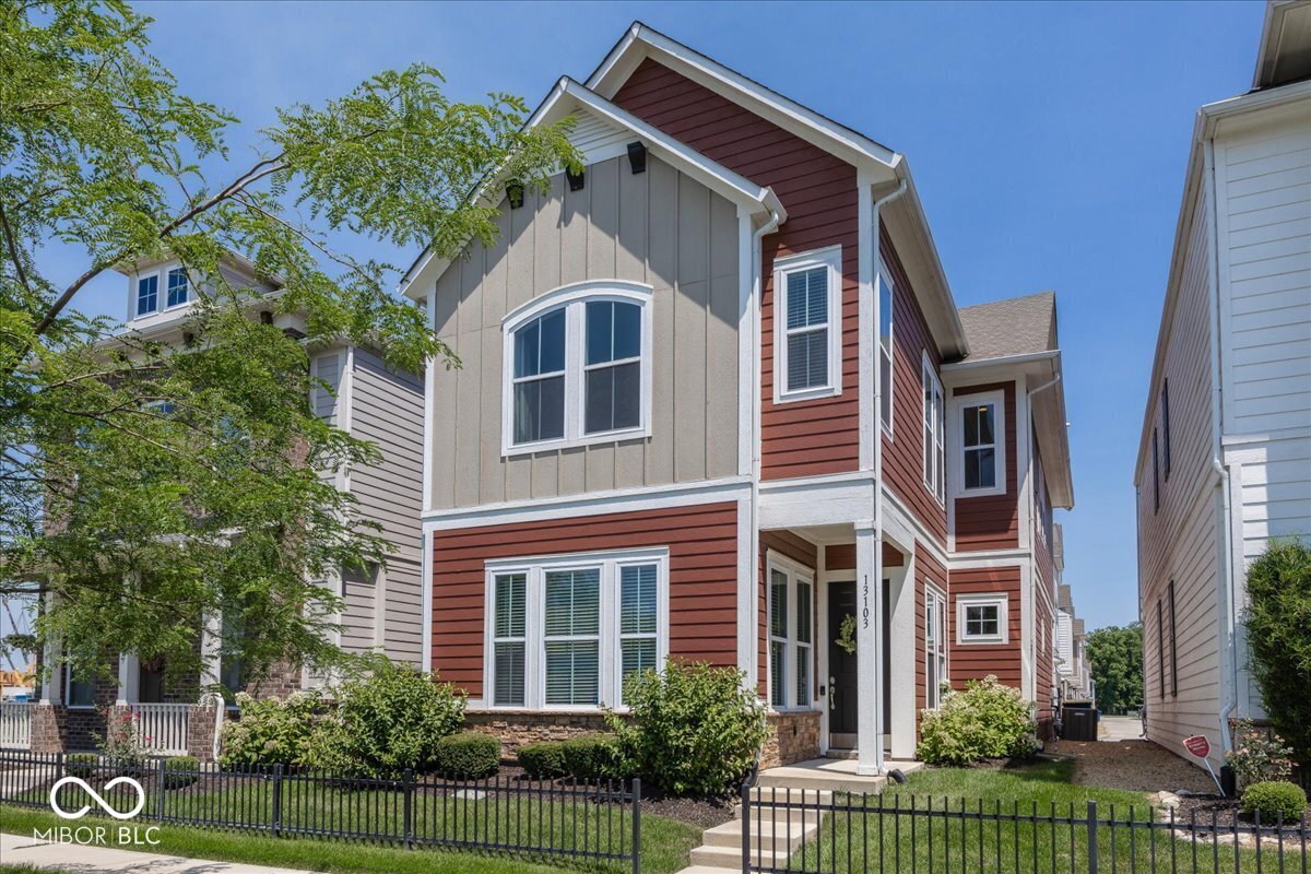 Photo 1 of 31 — 13103 Pennington Road, Fishers, IN 46037