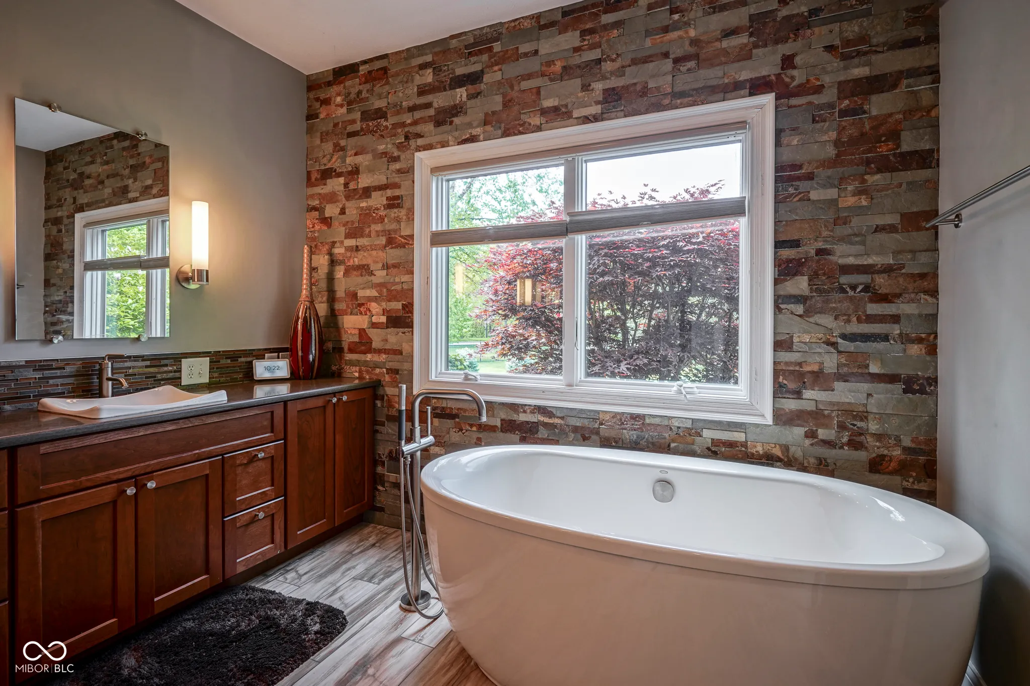 Carmel, Indiana 46033, United States, 4 Bedrooms Bedrooms, ,4 BathroomsBathrooms,Residential,Pending,125101