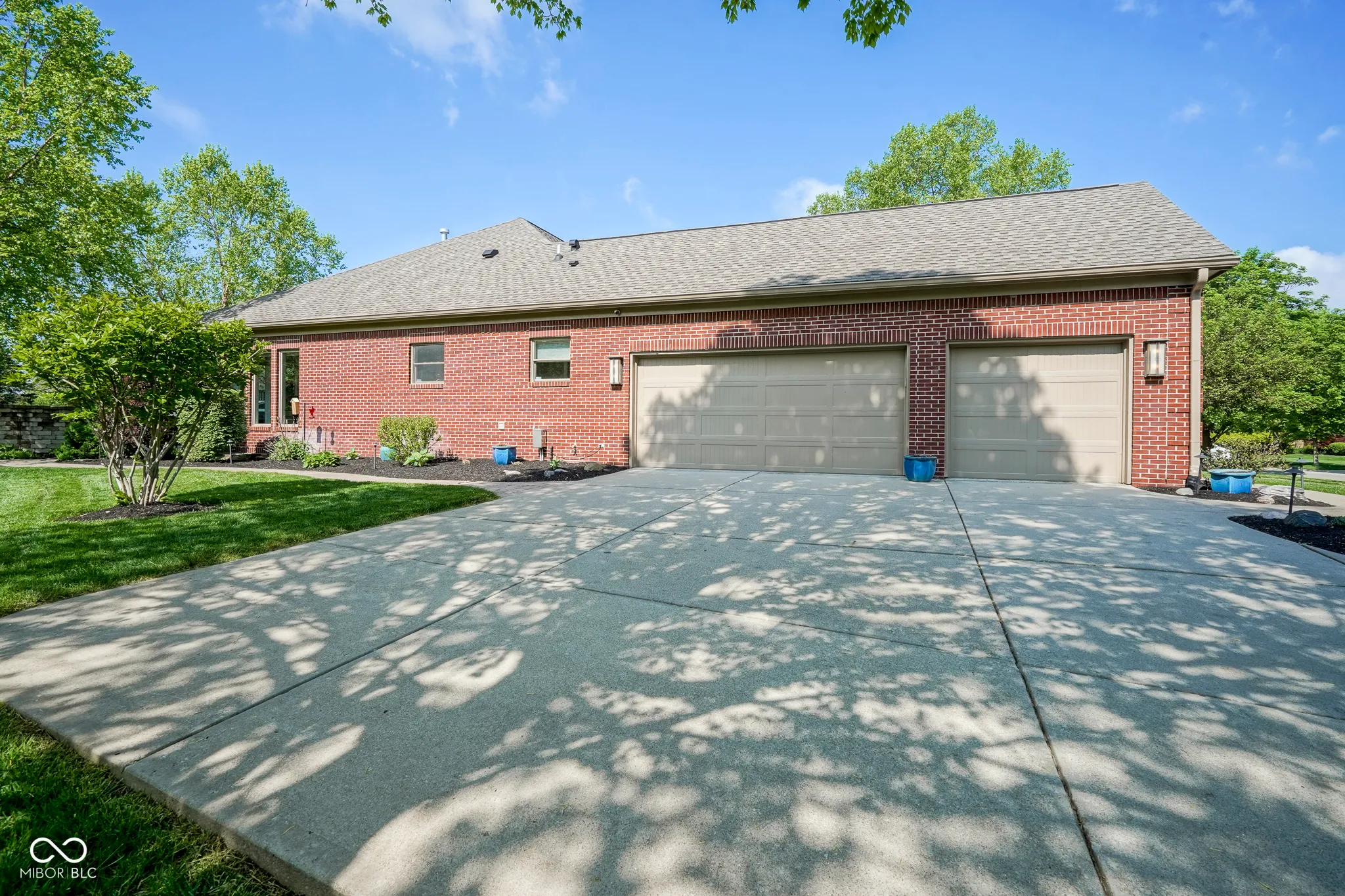 Carmel, Indiana 46033, United States, 4 Bedrooms Bedrooms, ,4 BathroomsBathrooms,Residential,Pending,125101