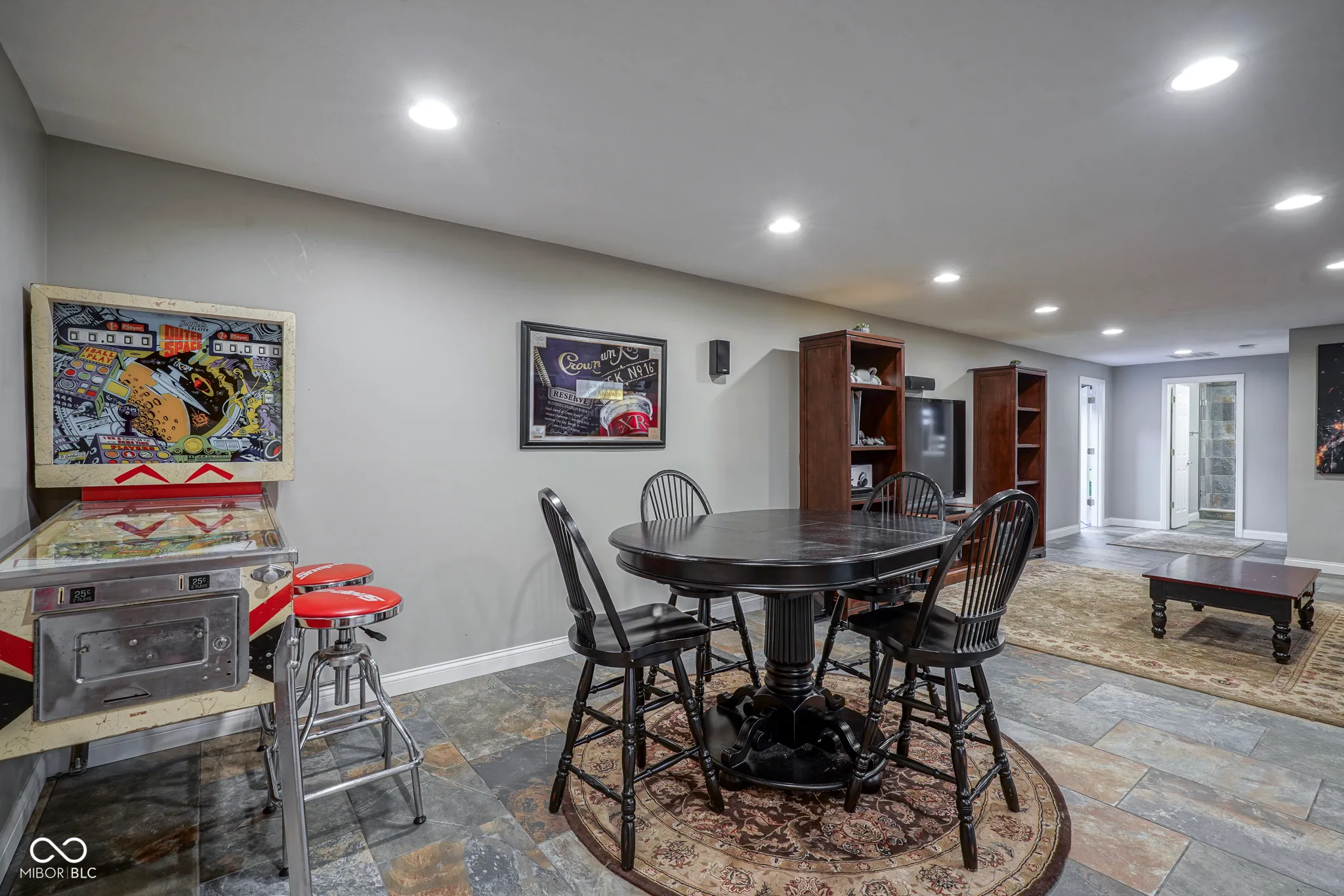 Carmel, Indiana 46033, United States, 4 Bedrooms Bedrooms, ,4 BathroomsBathrooms,Residential,Pending,125101