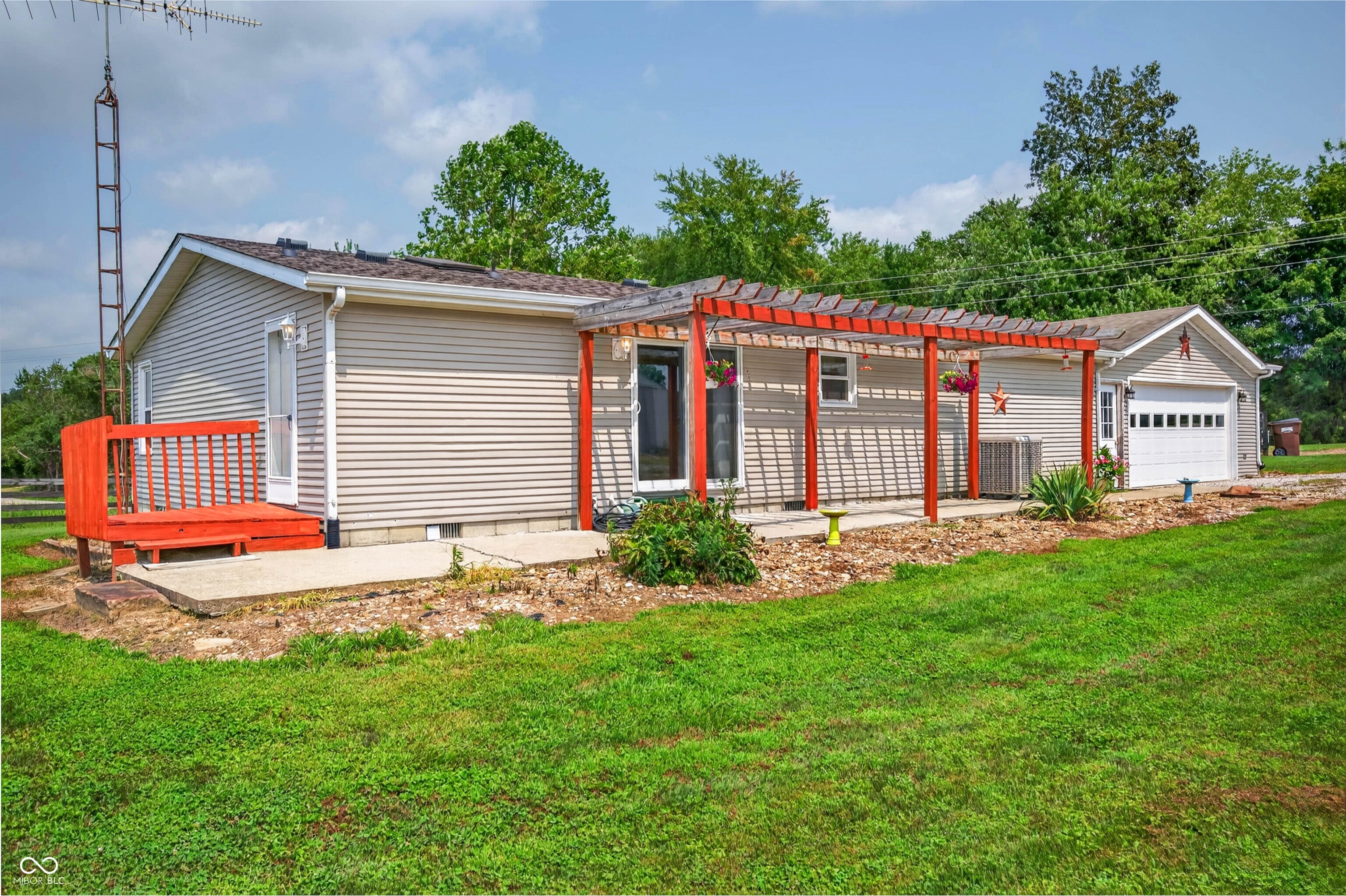 2248 W State Road 58