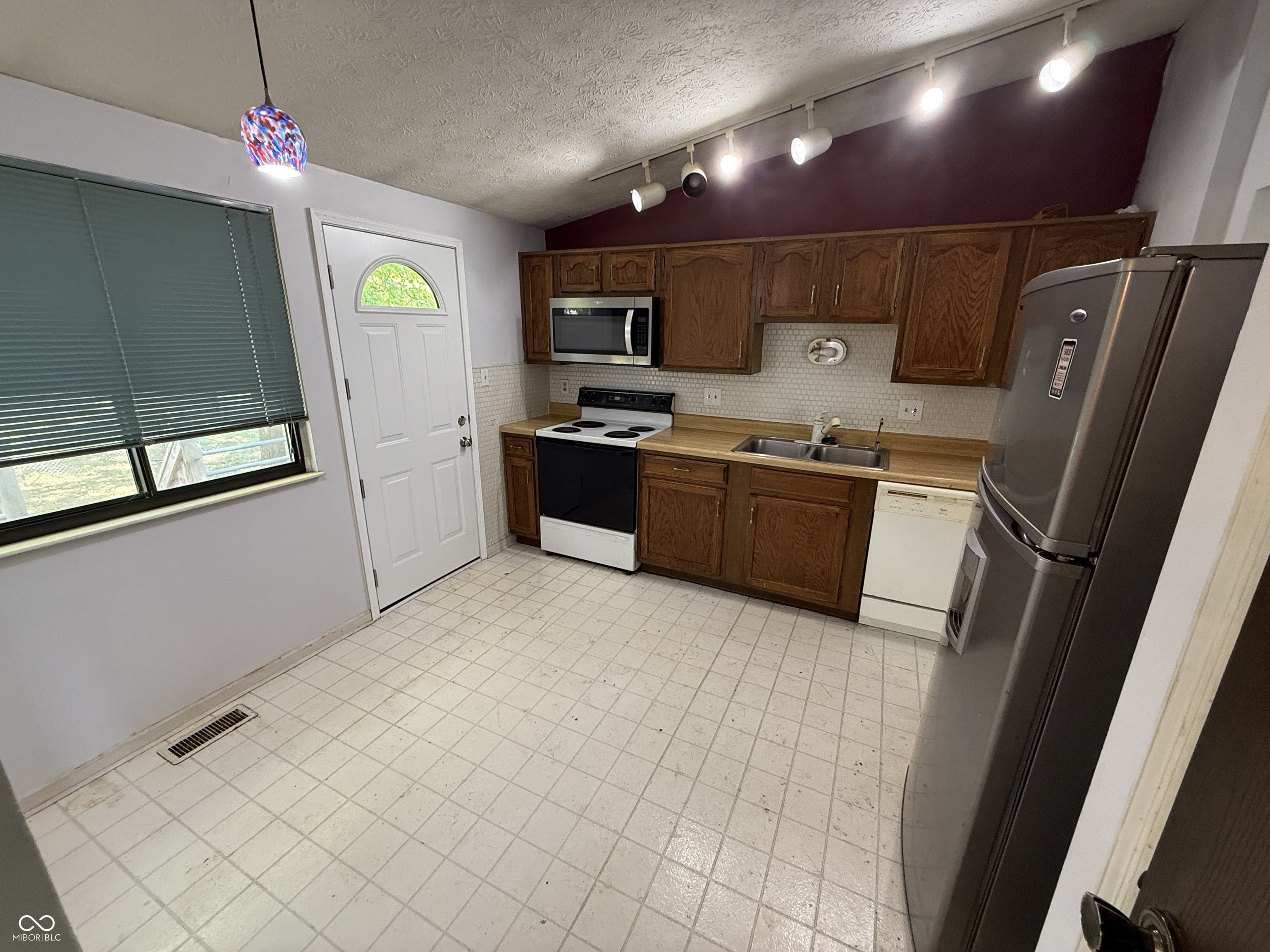 8138 Baccus Court