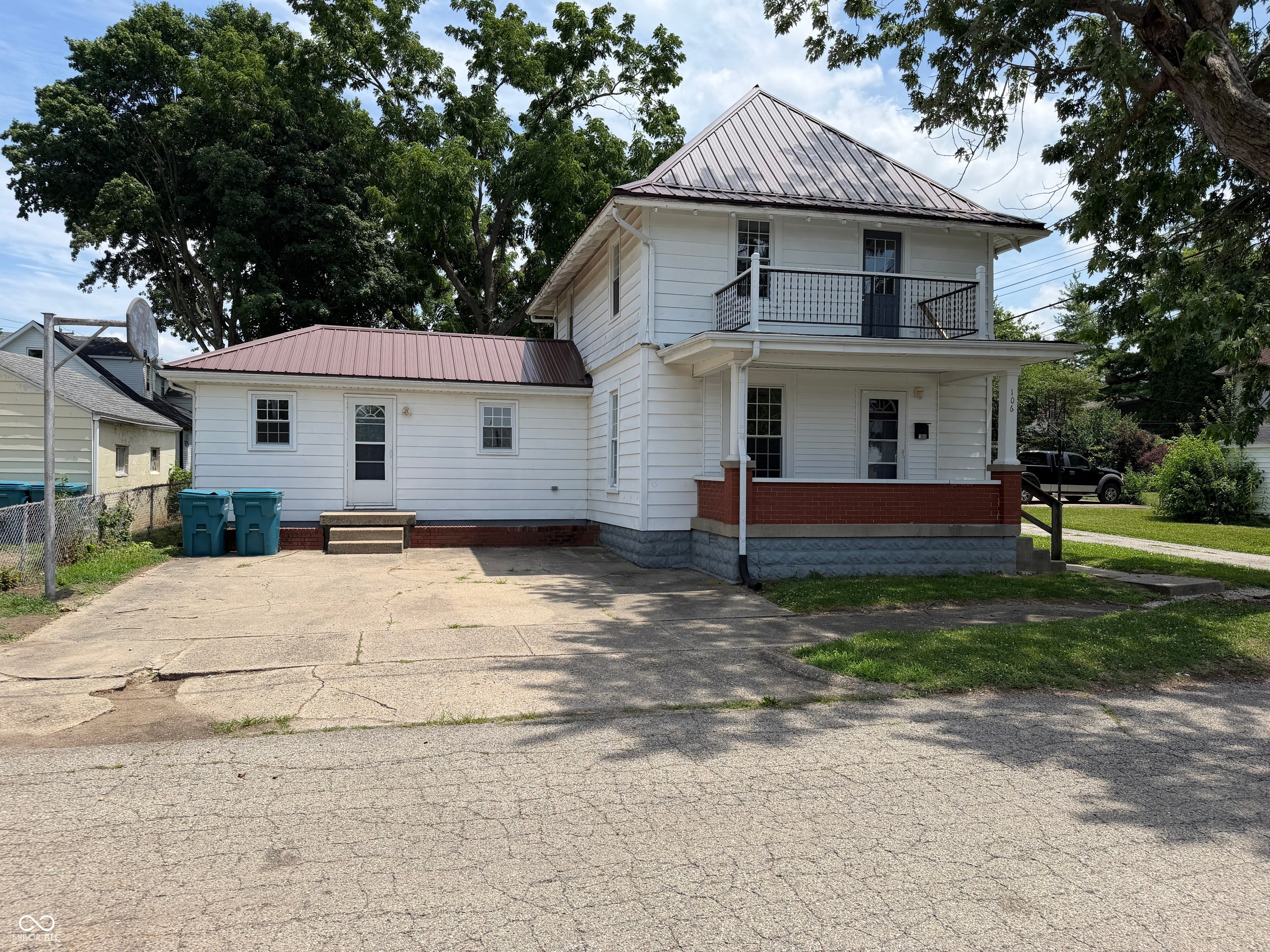 106 N 7th Street