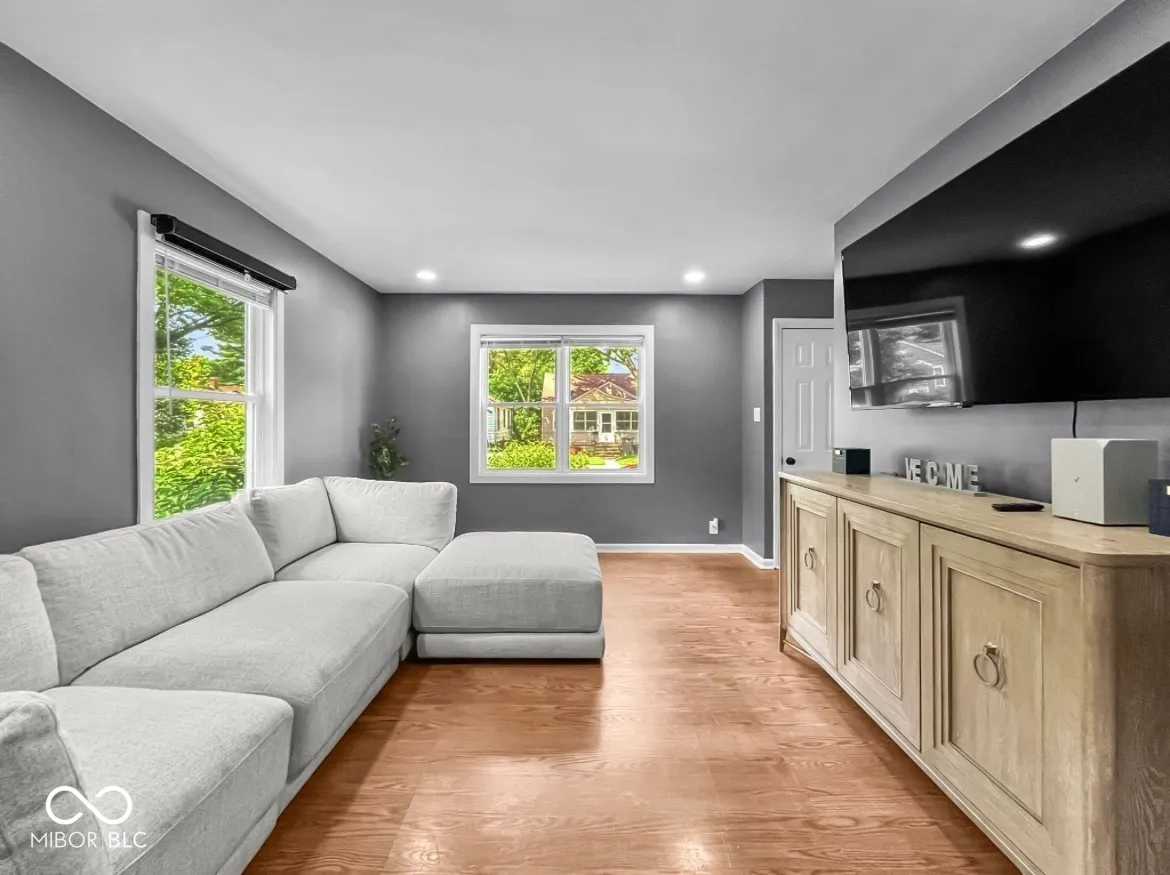 Indianapolis, Indiana 46222, United States, 3 Bedrooms Bedrooms, ,1 BathroomBathrooms,Residential,Active,142862