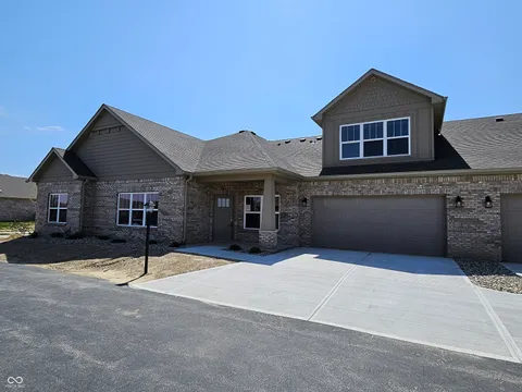 2331 Saddle Drive, Shelbyville, IN 46176 - MLS#: 22010466