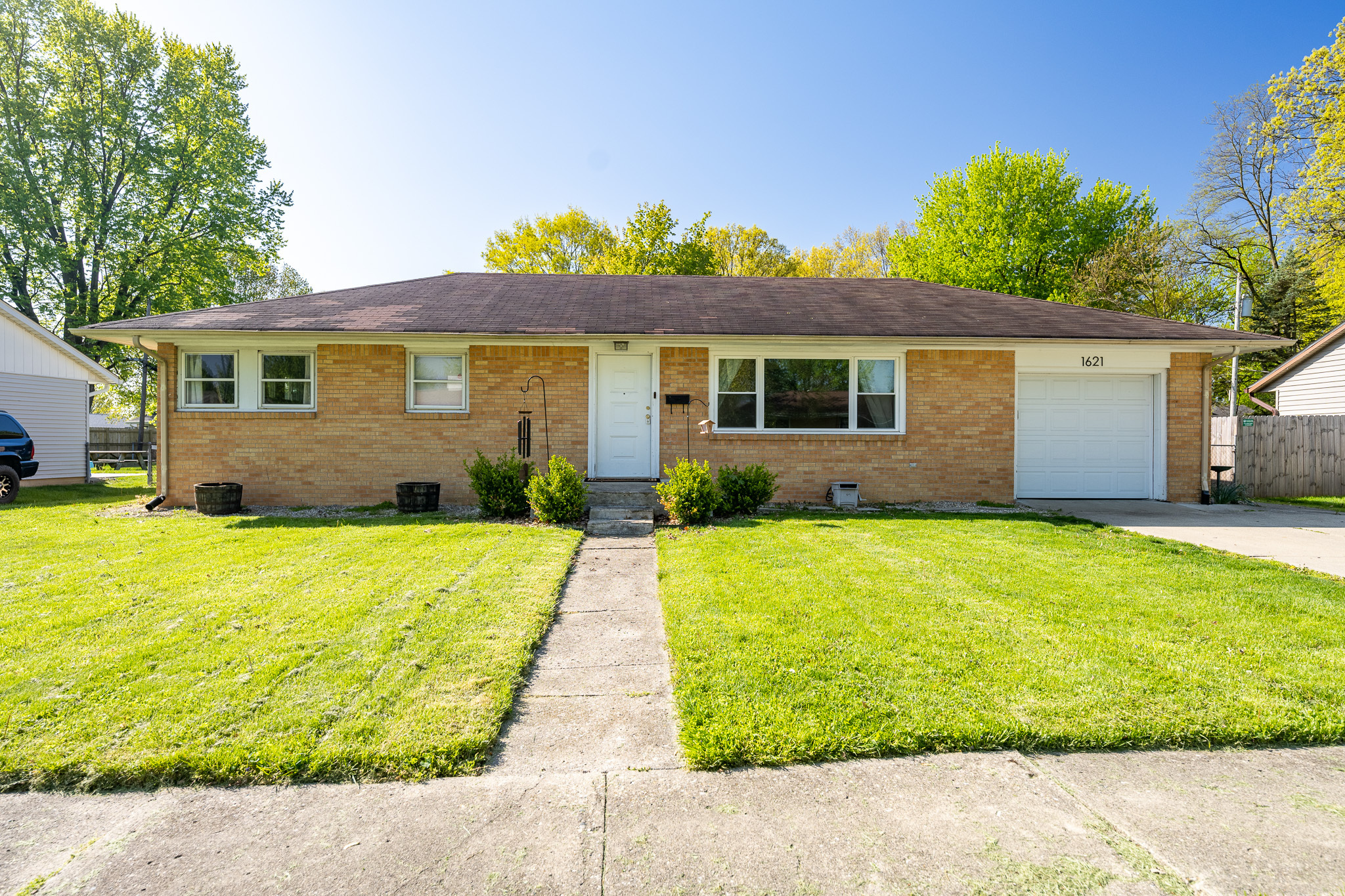 Photo 1 of 26 — 1621 Aubert Street, Plainfield, IN 46168