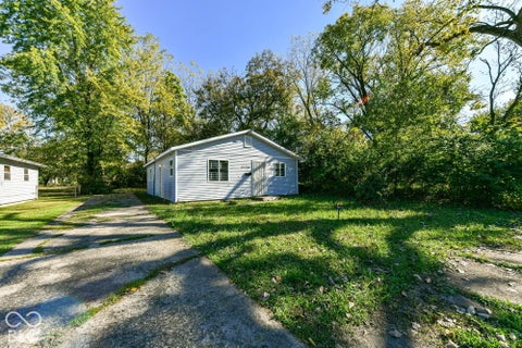 Photo of 3129 Station Street, Indianapolis, IN 46218 (MLS # 22133337)