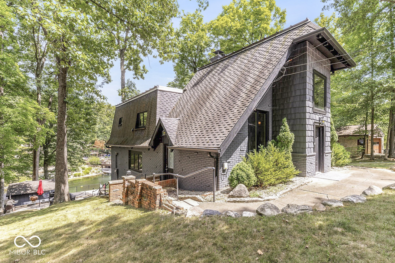 6420 Oriole Drive