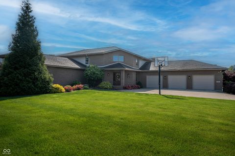9398 W Mirror Road Columbus IN 47201