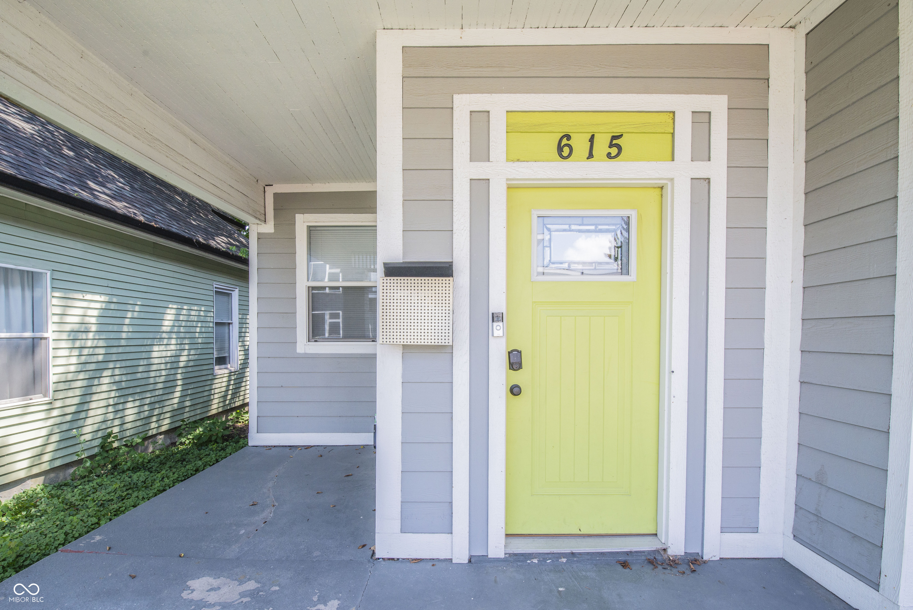 615 Cottage Avenue