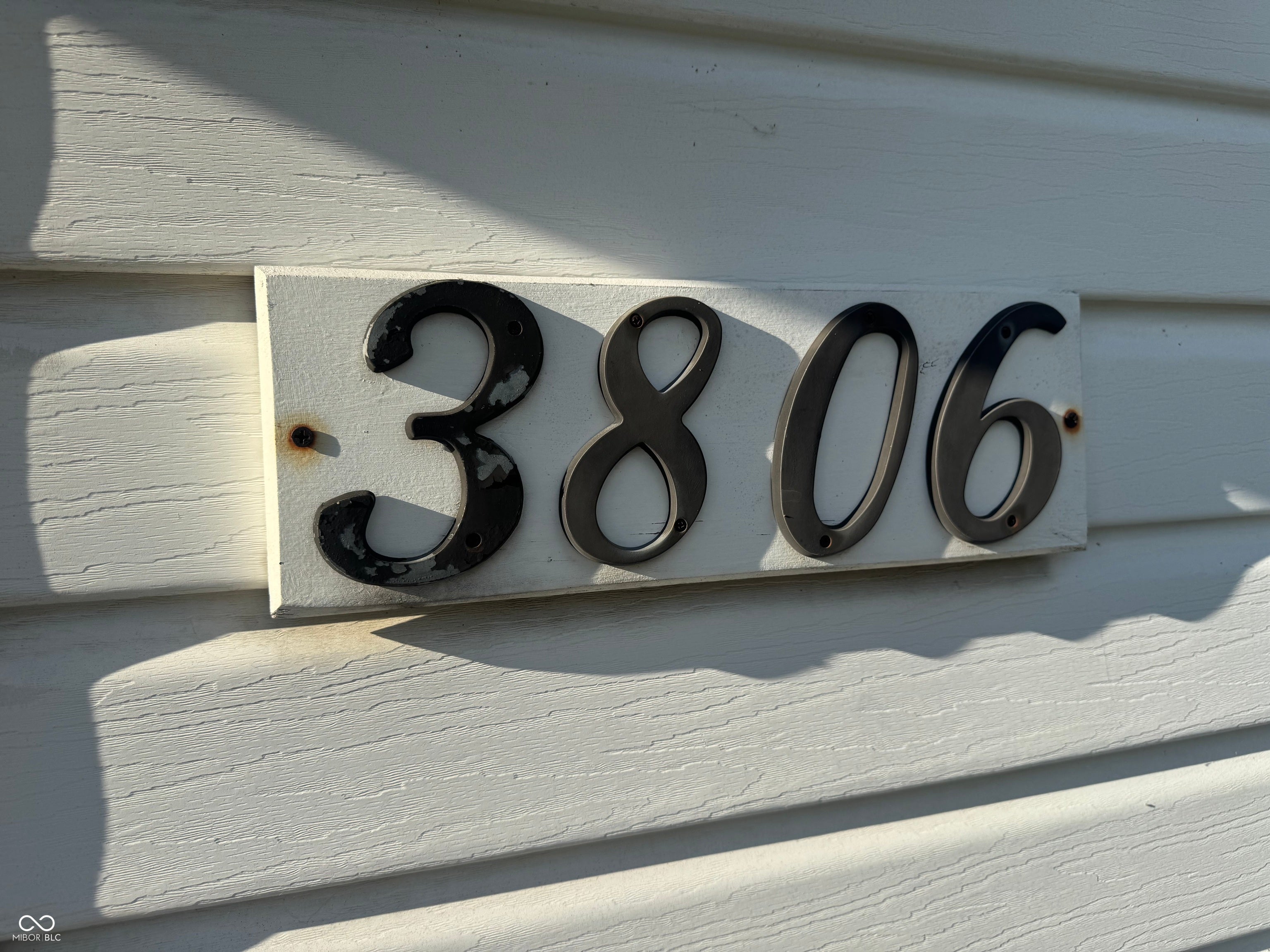 3806 Creston Drive