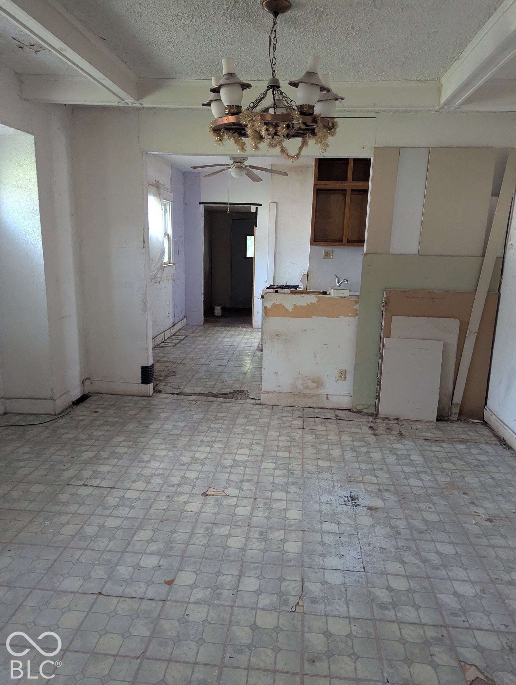1134 W 35th Street