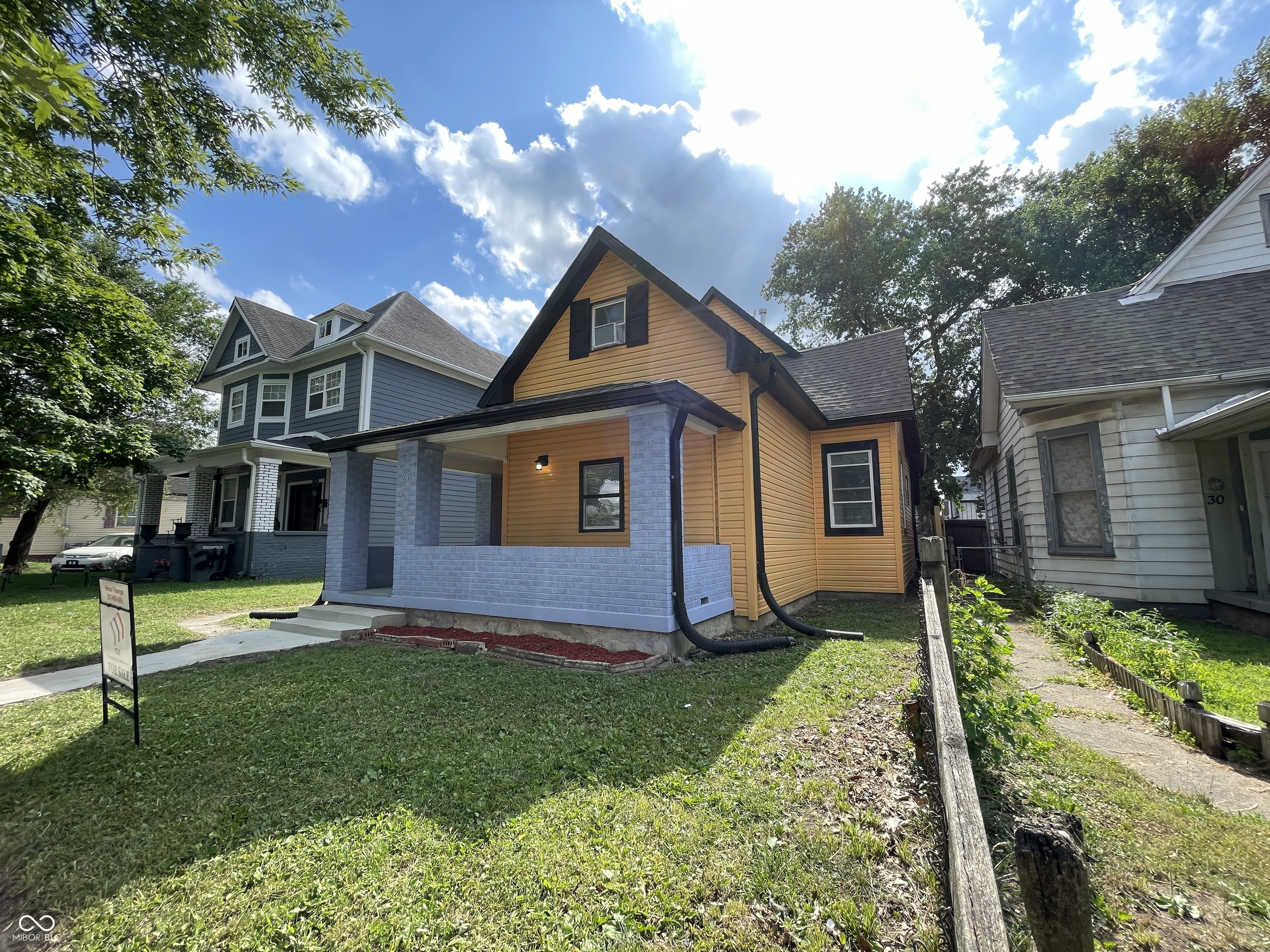 26 N Holmes Avenue