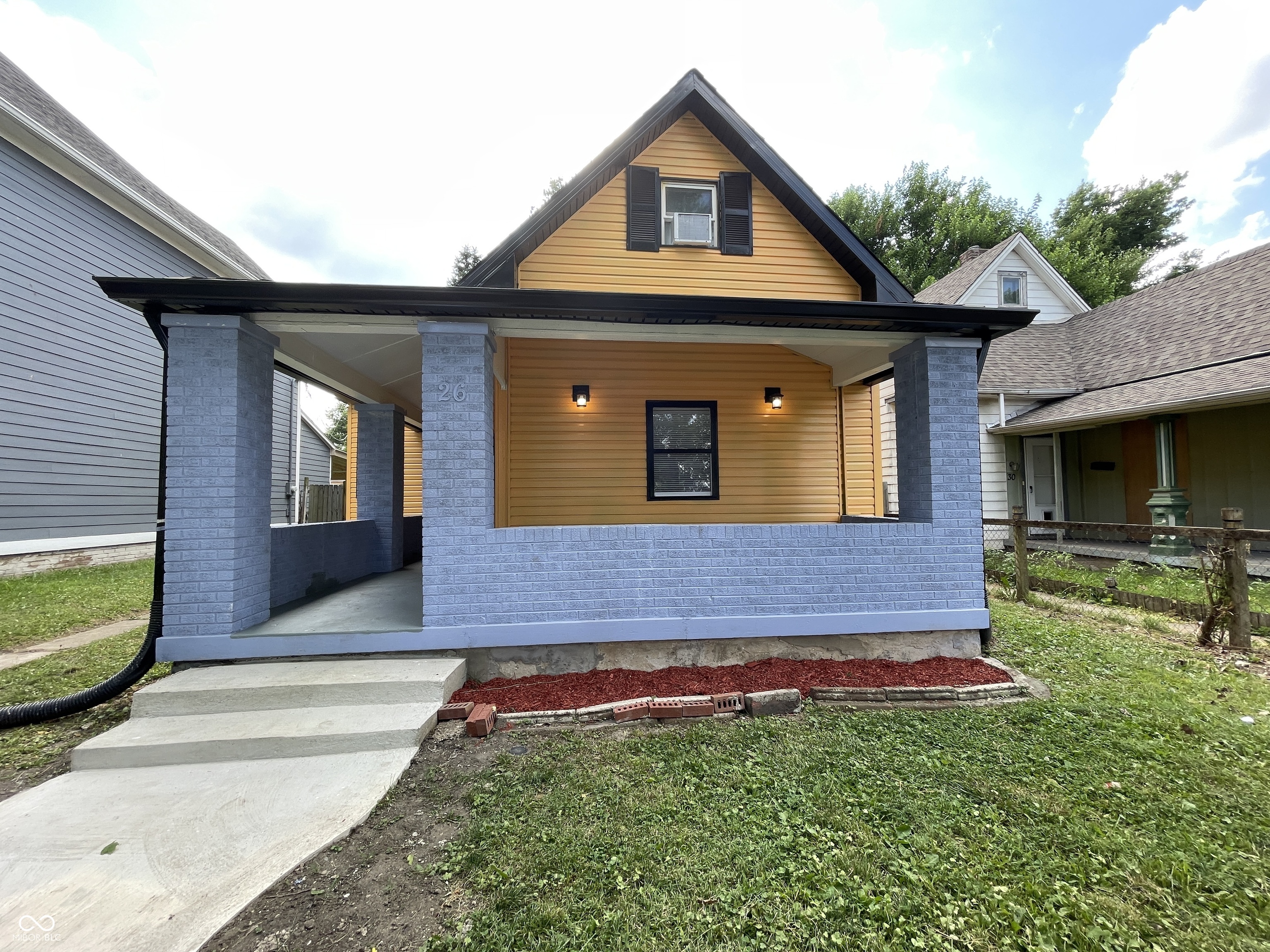 26 N Holmes Avenue