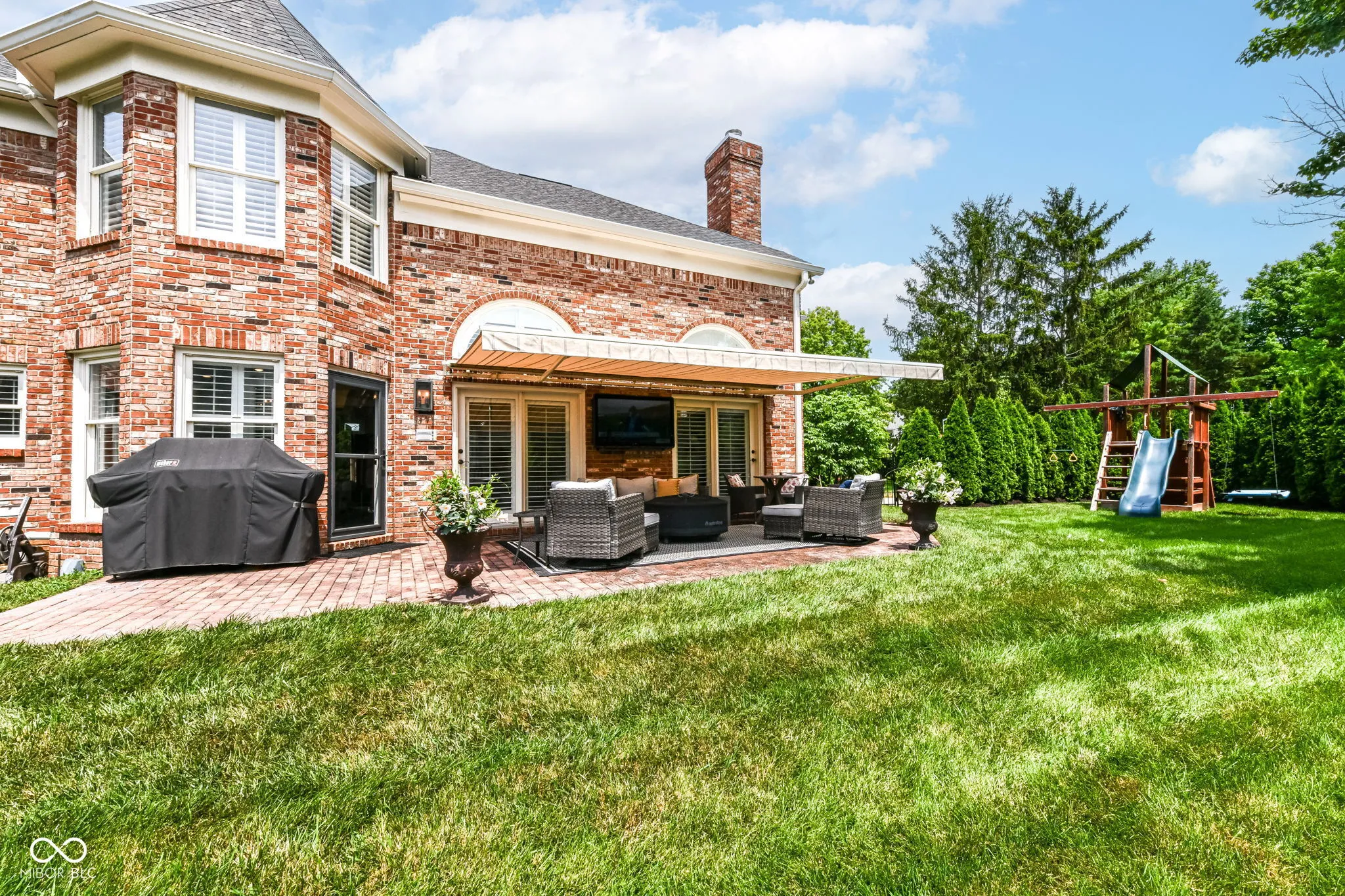 Carmel, Indiana 46033, United States, 4 Bedrooms Bedrooms, ,4 BathroomsBathrooms,Residential,Pending,205114