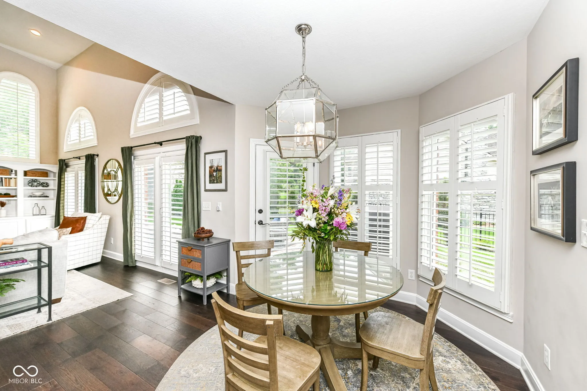 Carmel, Indiana 46033, United States, 4 Bedrooms Bedrooms, ,4 BathroomsBathrooms,Residential,Pending,205114