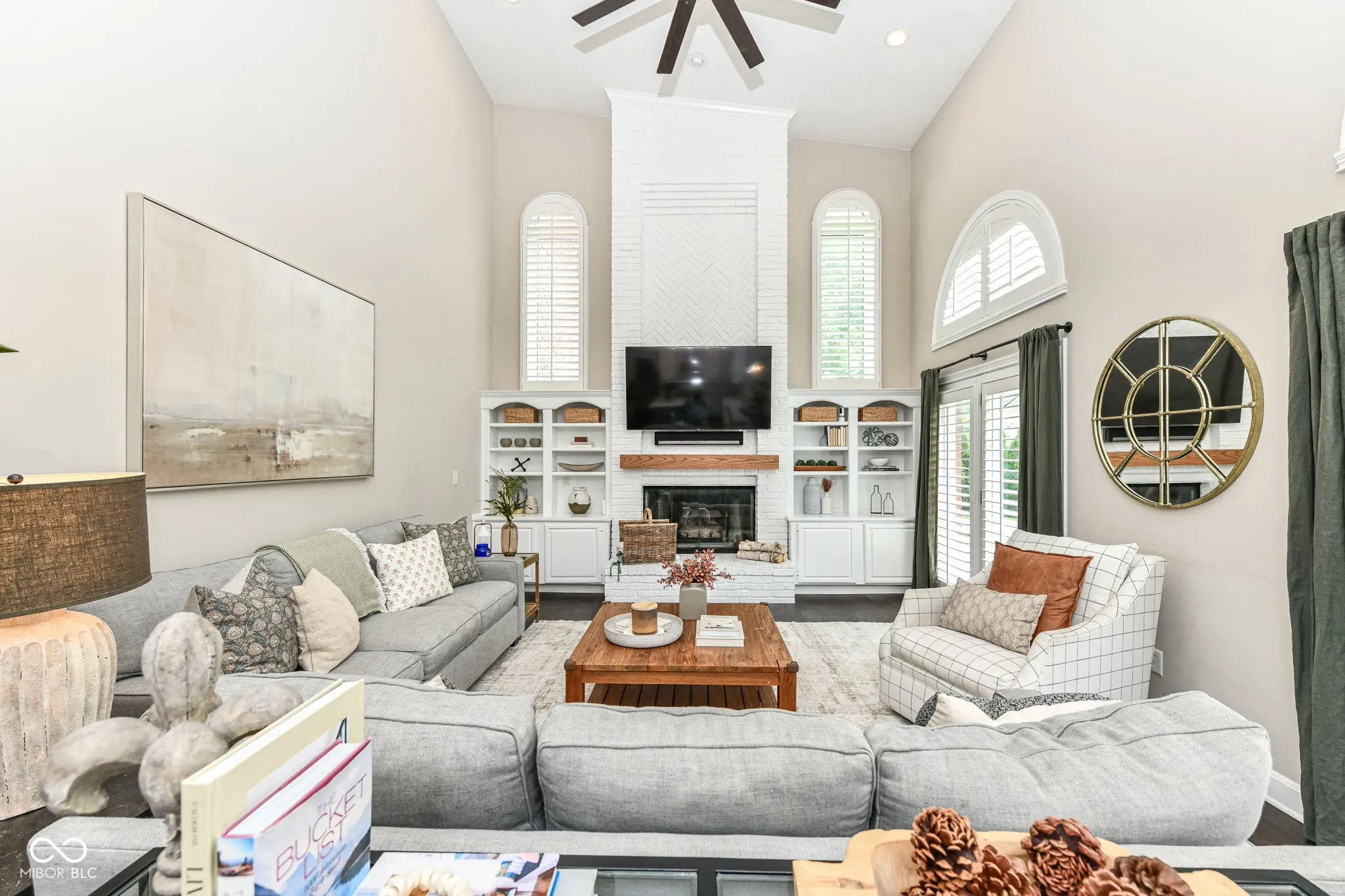 Carmel, Indiana 46033, United States, 4 Bedrooms Bedrooms, ,4 BathroomsBathrooms,Residential,Pending,205114