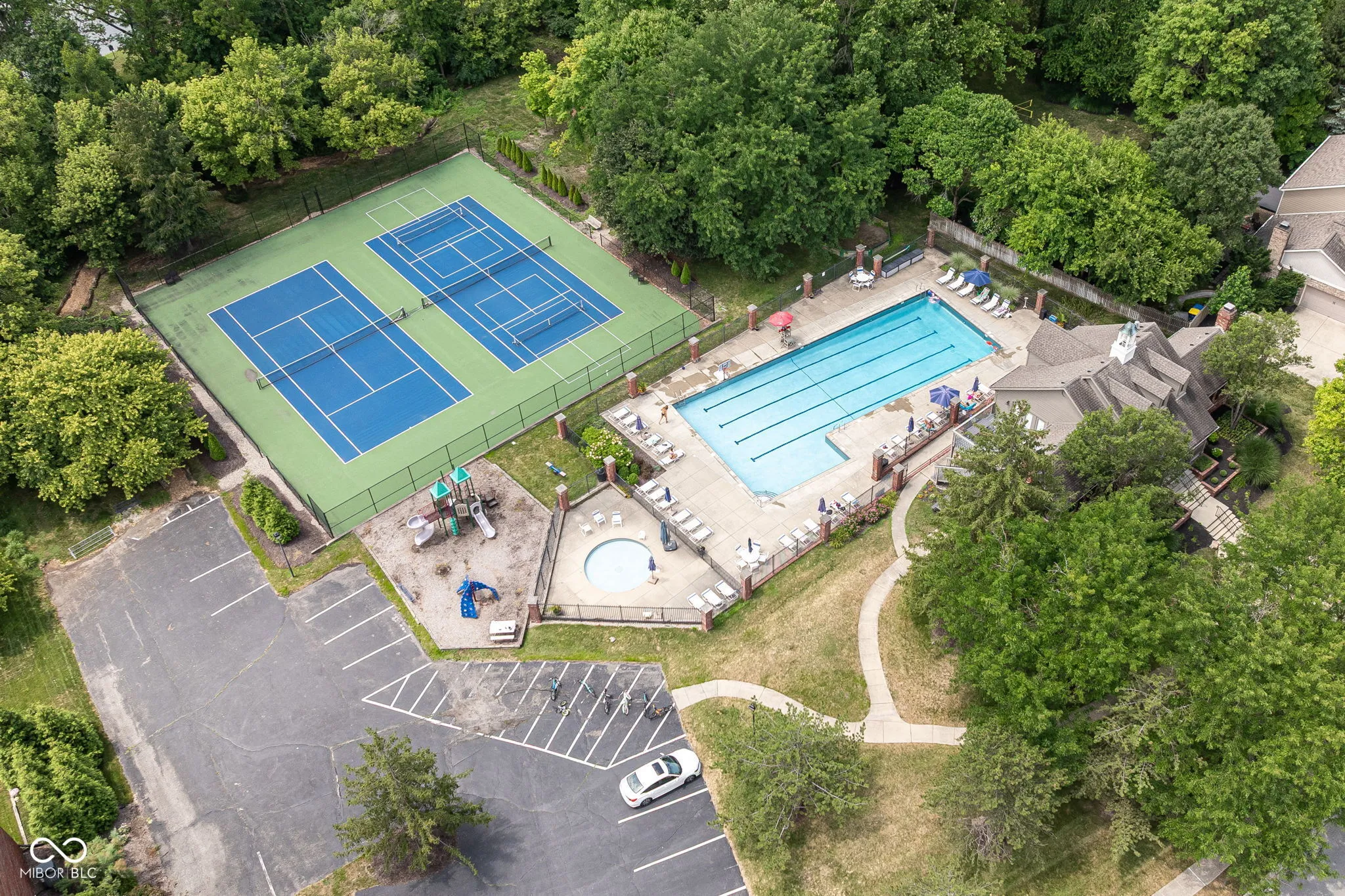 Carmel, Indiana 46033, United States, 4 Bedrooms Bedrooms, ,4 BathroomsBathrooms,Residential,Pending,205114