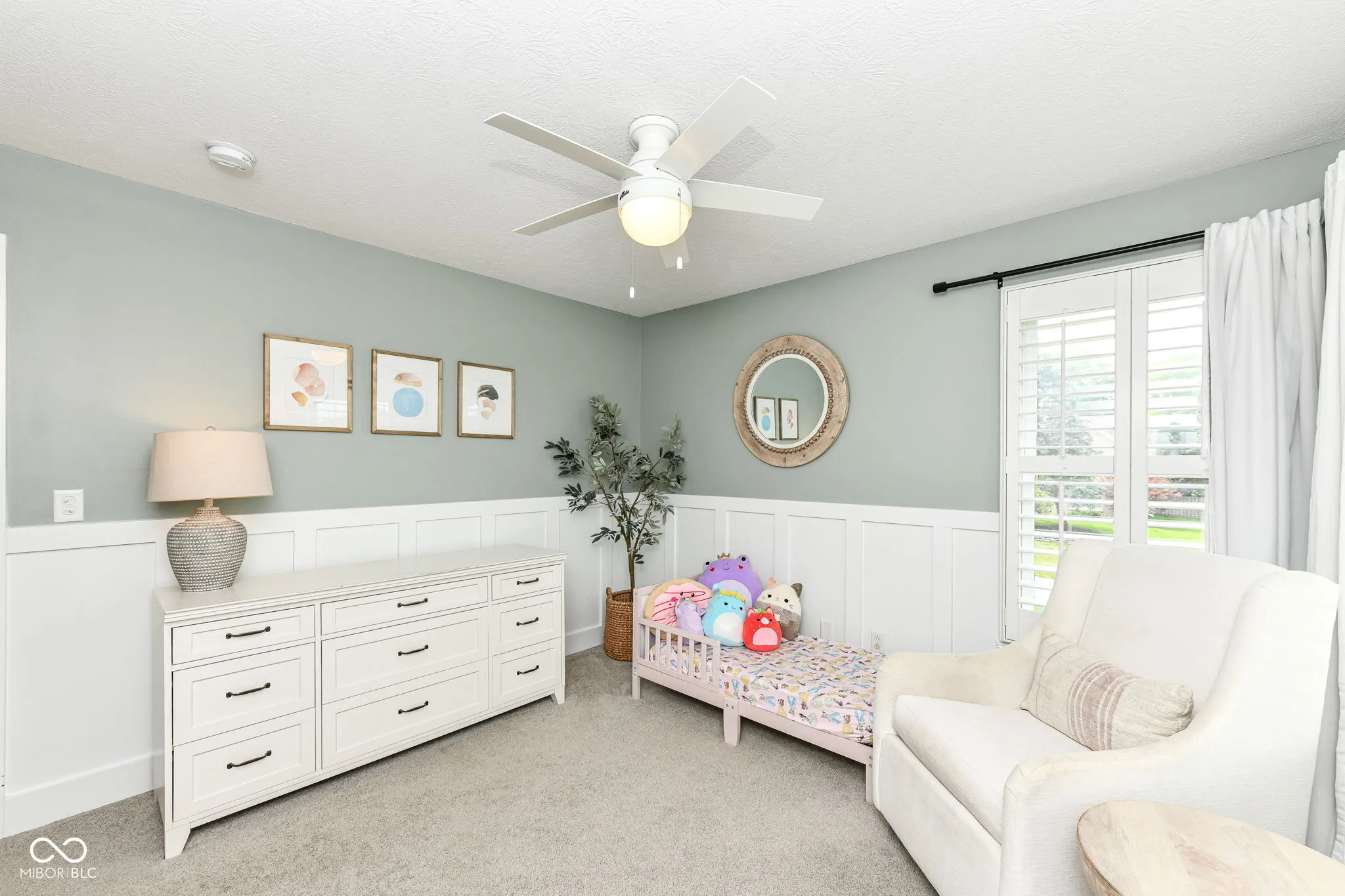 Carmel, Indiana 46033, United States, 4 Bedrooms Bedrooms, ,4 BathroomsBathrooms,Residential,Pending,205114