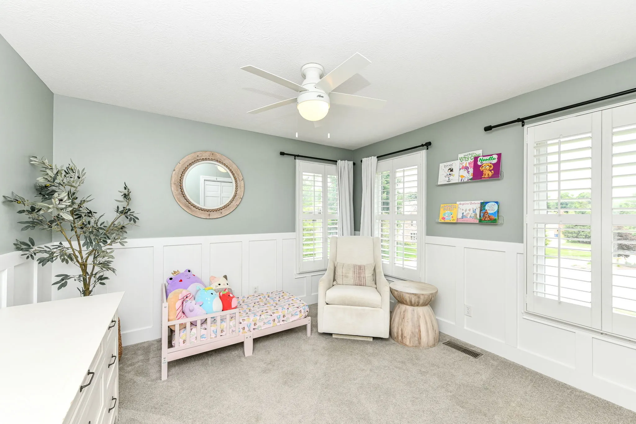 Carmel, Indiana 46033, United States, 4 Bedrooms Bedrooms, ,4 BathroomsBathrooms,Residential,Pending,205114