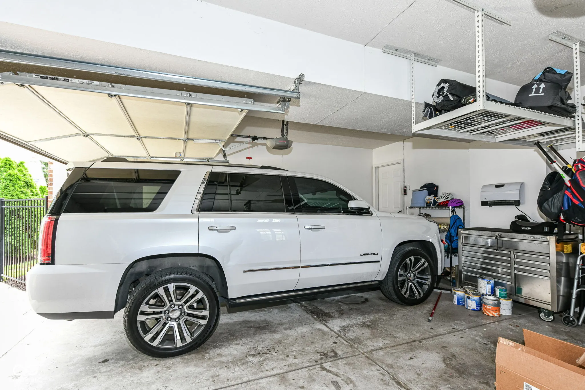 Carmel, Indiana 46033, United States, 4 Bedrooms Bedrooms, ,4 BathroomsBathrooms,Residential,Pending,205114