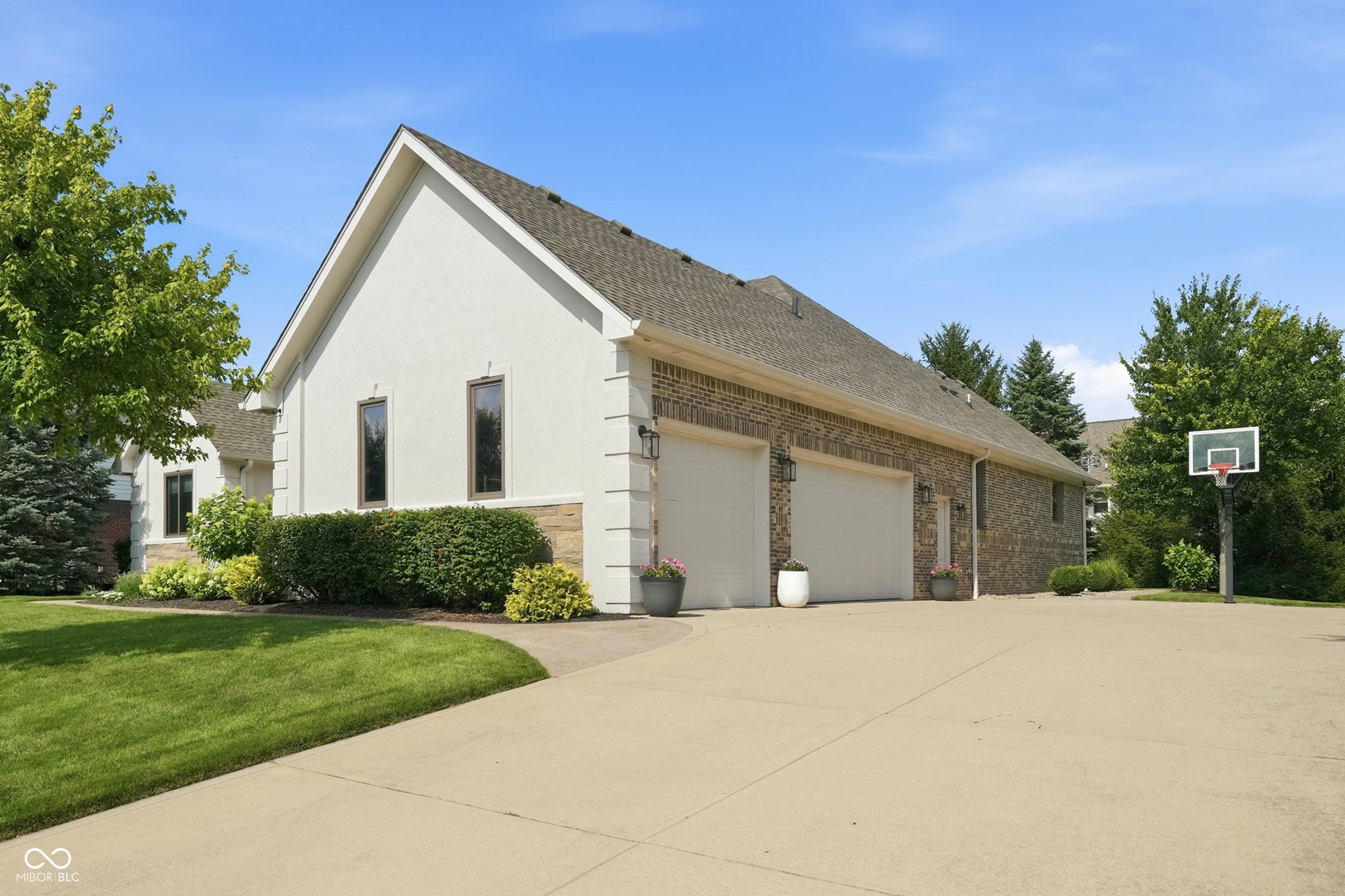 91 Oak Hill Drive