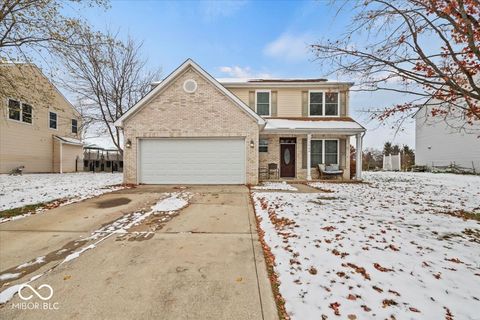 Photo of 13048 Ross Crossing, Fishers, IN 46038 (MLS # 22071527)