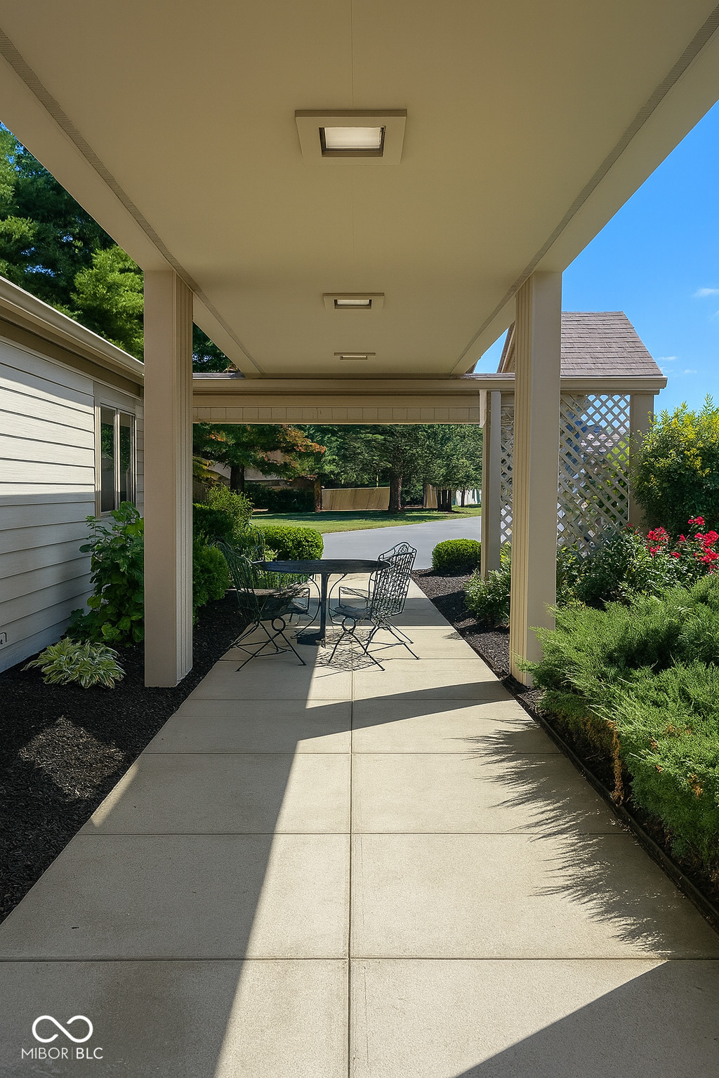 1711 Lafayette Avenue 19