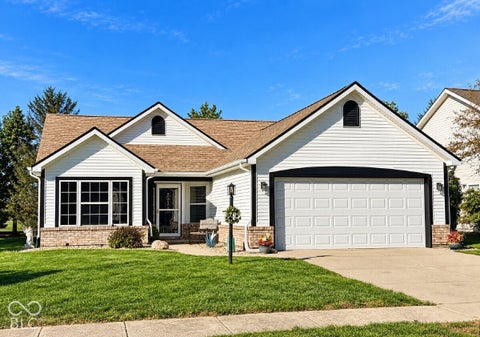 Photo of 5884 Hollow Oak Trail, Carmel, IN 46033 (MLS # 22132783)