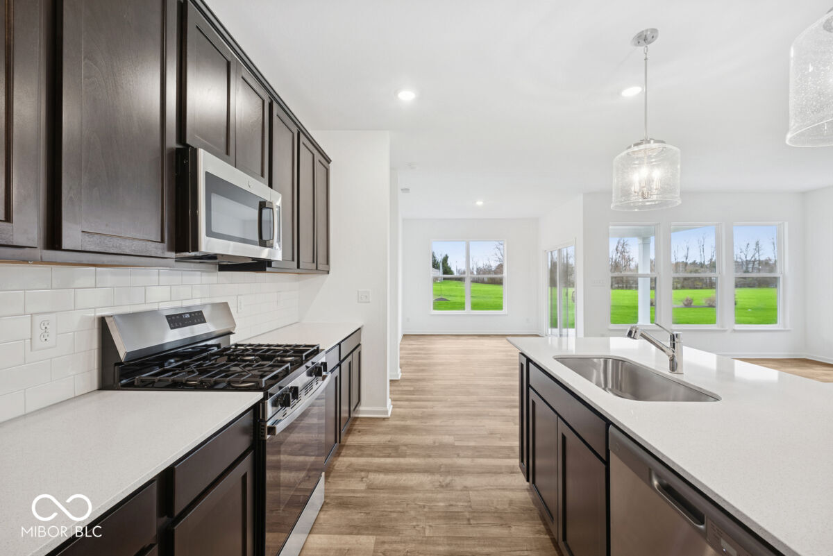 10617 Mangrove Drive