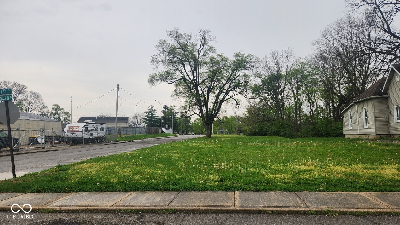 Photo 1 of 5 — 403 W 17th Street, Anderson, IN 46016
