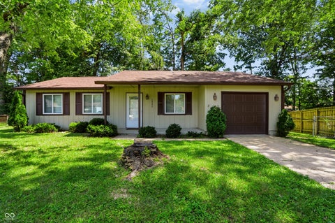 Photo of 5442 Chisolm Court, Indianapolis, IN 46237 (MLS # 22122857)