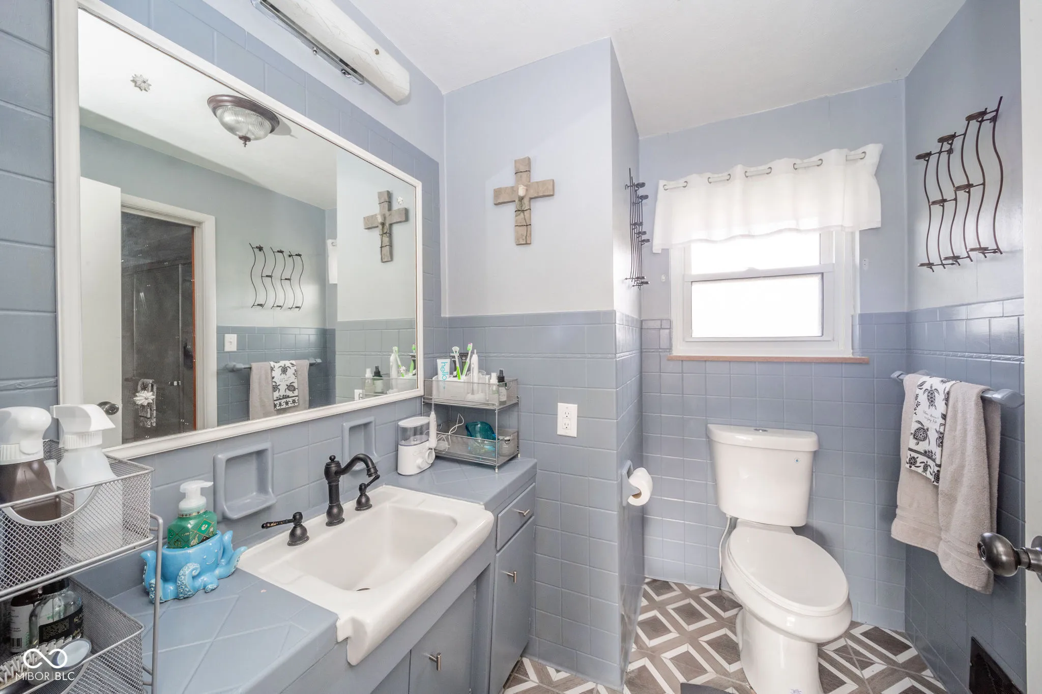 Anderson, Indiana 46013, United States, 2 Bedrooms Bedrooms, ,2 BathroomsBathrooms,Residential,Active,24254