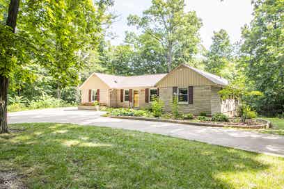 120 White Oaks Street Fishers IN 46038