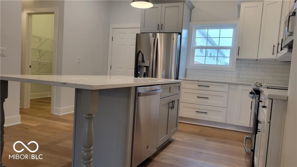 Carmel, Indiana 46032, United States, 3 Bedrooms Bedrooms, ,4 BathroomsBathrooms,Residential,Active,21526