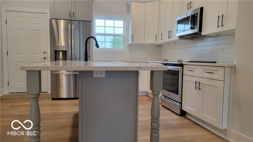 Carmel, Indiana 46032, United States, 3 Bedrooms Bedrooms, ,4 BathroomsBathrooms,Residential,Active,21526