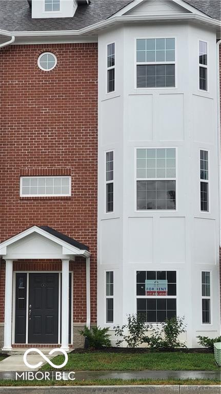 Carmel, Indiana 46032, United States, 3 Bedrooms Bedrooms, ,4 BathroomsBathrooms,Residential,Active,21526