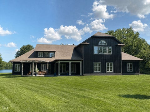 Photo of 11710 Cold Creek Court, Zionsville, IN 46077 (MLS # 22068804)