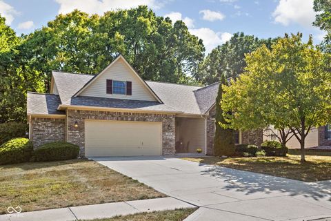 Photo of 10019 Niagara Drive, Fishers, IN 46037 (MLS # 22062817)