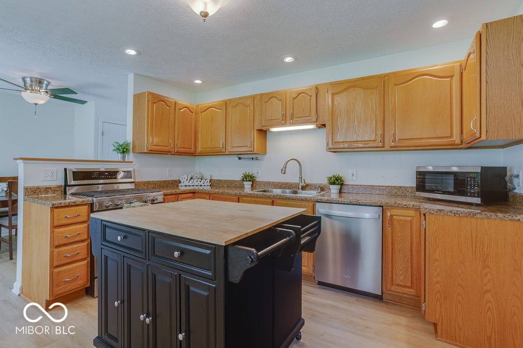 755 W State Road 47