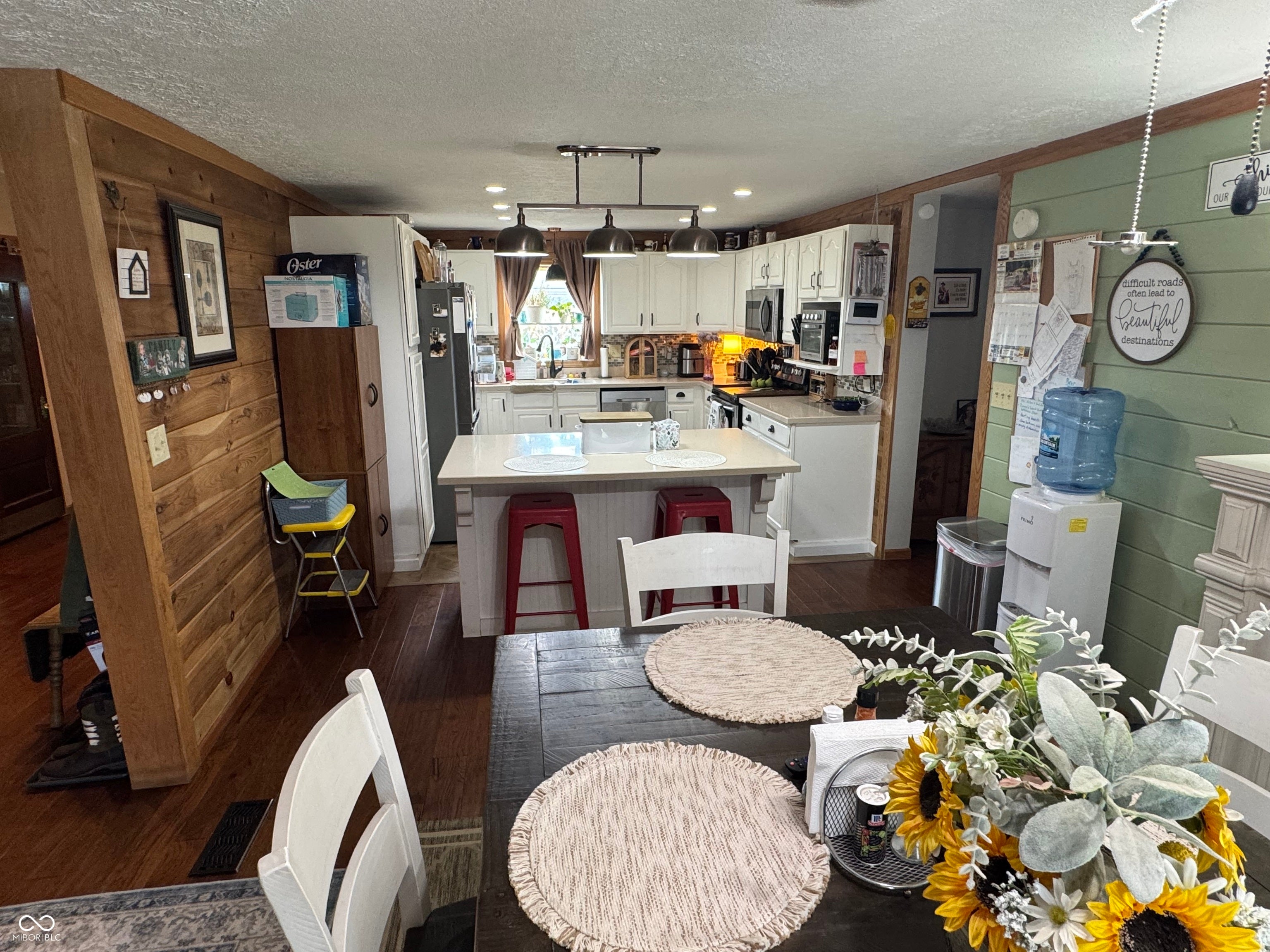 2831 N Graham Road