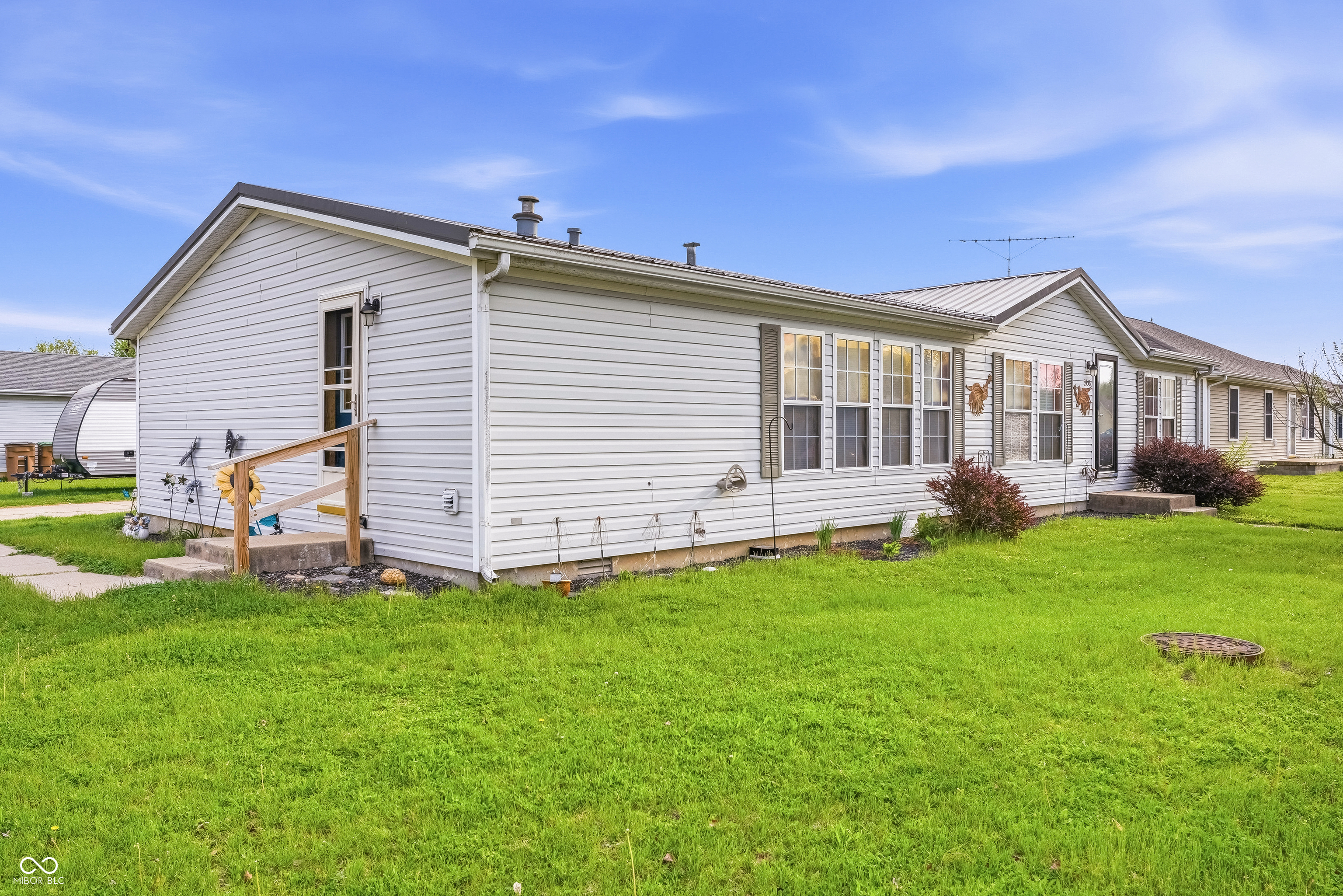 3336 Fall Valley Drive