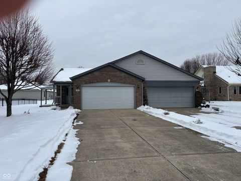 Photo of 114 Mackinac Court, Indianapolis, IN 46227 (MLS # 22082267)