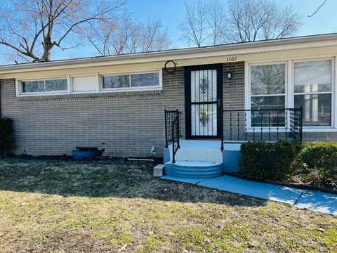 1607 Elmhurst Drive, Indianapolis, IN 46219 - MLS#: 22027069